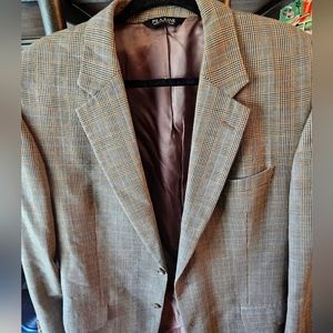 Jos A. Bank Plaid Sportcoat/ Blazer Mens 44L wool Brown/Black/Blue/Burnt Orange